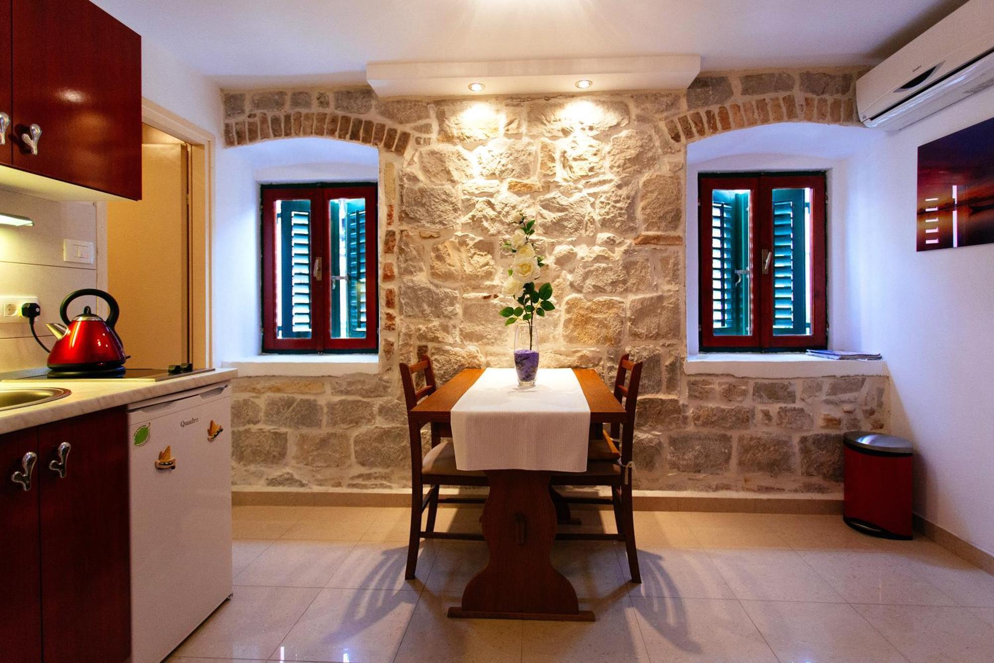 Penzion House Sandra 2 *